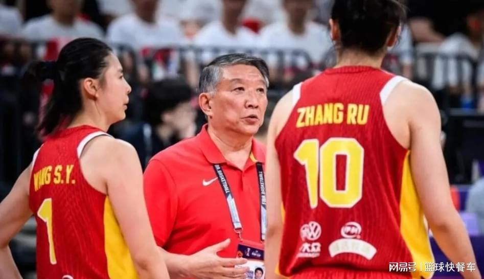 开云-女篮世预赛首秀13分大胜！宫鲁鸣却急得团团转：3中锋被后卫坑惨